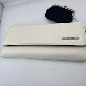NWT Kenneth Cole Reaction Elongated Clutch Wallet White w/ Black Coin Purse